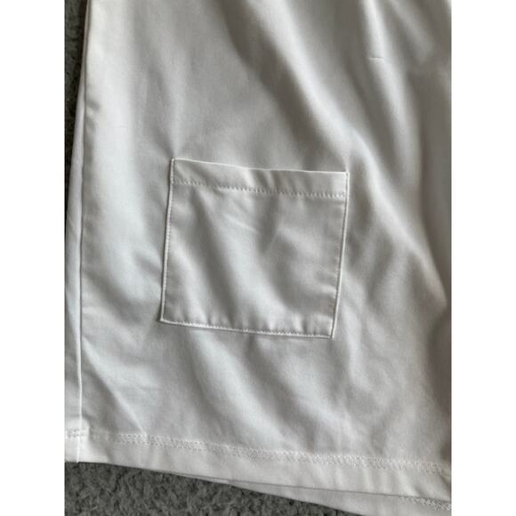 San Soleil Shorts Medium 50 UV Pull On Stretch Elastic Pocket White Athletic - Picture 2 of 15